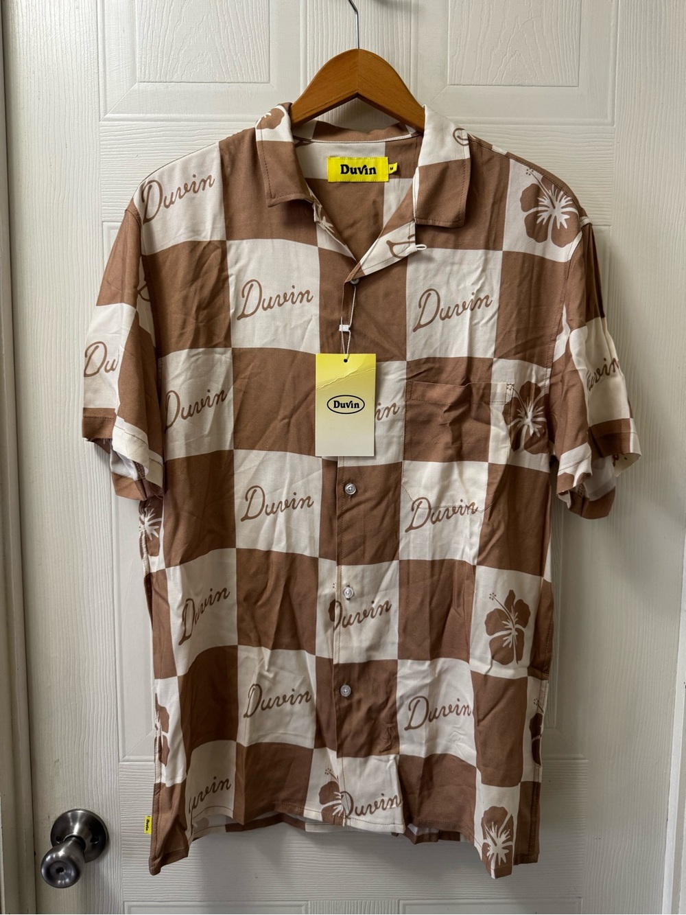 Duvin Brown & White Checkered Short-Sleeve Button-Down Shirt